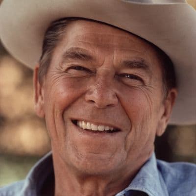 Alex Rivera, Bitcoin & Macro Analyst at TheCryptoWorld