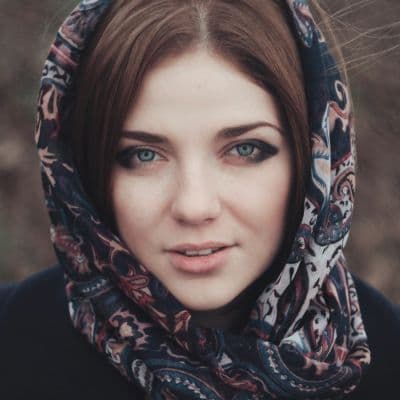 Sarah Mitchell, Senior Markets Analyst at TheCryptoWorld