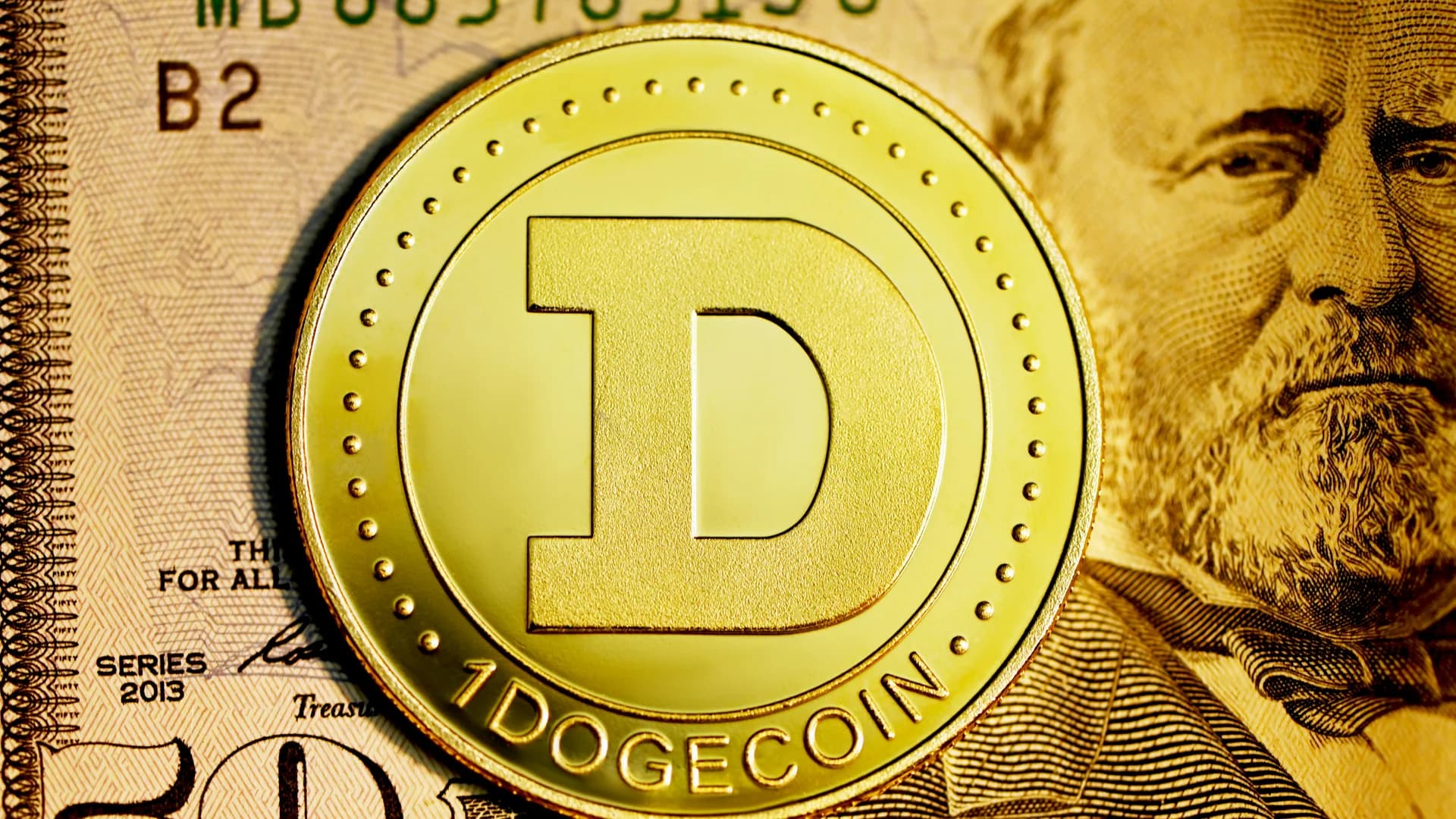 Senators Strike Stablecoin Yield Deal to Advance Clarity Act